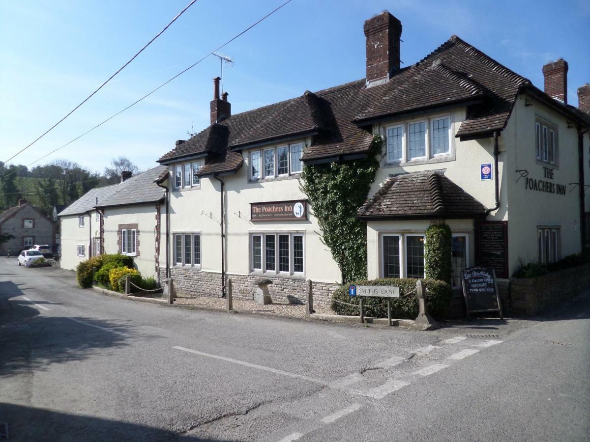 The Poachers Inn Piddletrenthide Exteriér fotografie