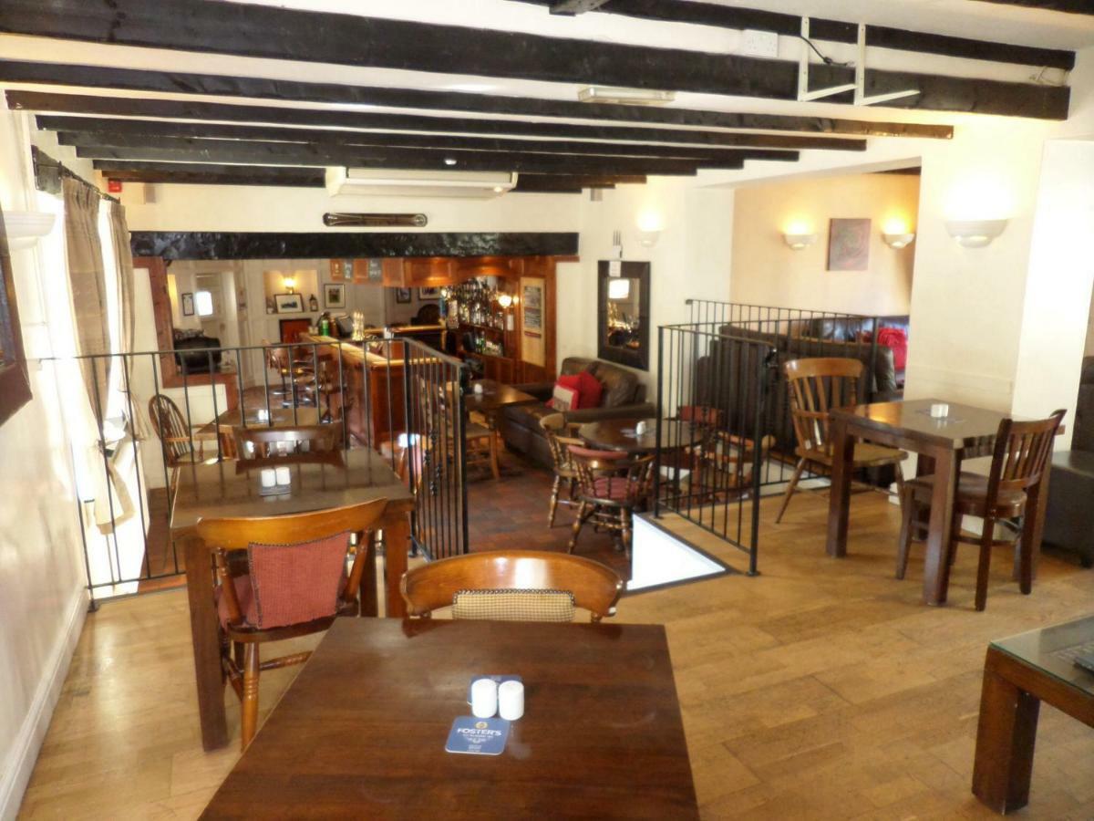The Poachers Inn Piddletrenthide Exteriér fotografie